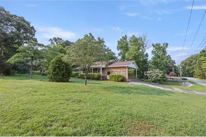 123 Tangle Drive, Jamestown, NC 27282 - Photo 3