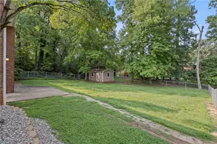 123 Tangle Dr, Jamestown, NC 27282 - Photo 7