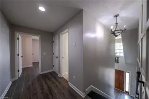 308 Ridgeland Dr, High Point, NC 27262 - Photo 17