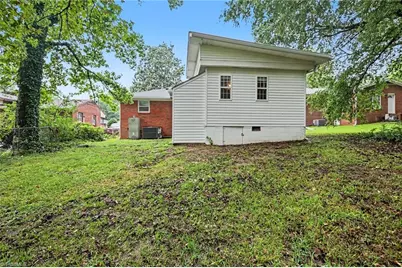 1625 Pichard Street, Greensboro, NC 27401 - Photo 19