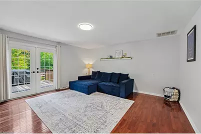 2906 Fairfield Avenue, Greensboro, NC 27408 - Photo 9