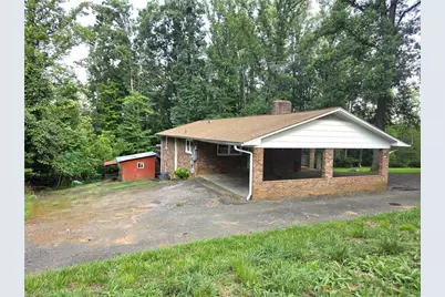 146 King Park Circle, Mount Airy, NC 27030 - Photo 5