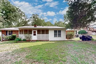 3908 Beverly Hills Dr, High Point, NC 27265 - Photo 7