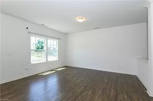 5031 Red Poll Dr, Greensboro, NC 27405 - Photo 7