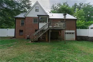 1023 Kearns Ave, Winston-Salem, NC 27106 - Photo 7