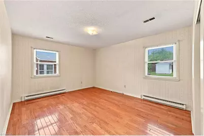 201 Rolling Road, Burlington, NC 27217 - Photo 11