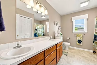 126 Fox Chase Court, Lexington, NC 27295 - Photo 11