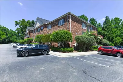 5236 Hilltop Road #111, Jamestown, NC 27282 - Photo 3
