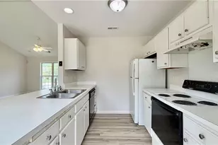 700 Brushy Fork Dr, Greensboro, NC 27406 - Photo 7