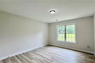 700 Brushy Fork Dr, Greensboro, NC 27406 - Photo 11