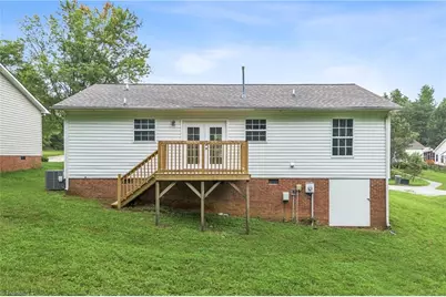 625 Rolling Green Drive, High Point, NC 27260 - Photo 33