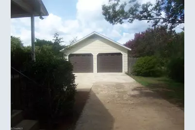 4109 Windlestraw Lane, Greensboro, NC 27410 - Photo 25