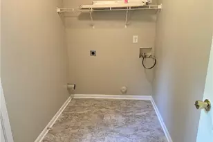 3236 Ridgewood Pl Dr, Winston-Salem, NC 27107 - Photo 19
