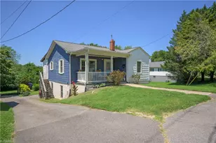 923 South St, Mount Airy, NC 27030 - Photo 1