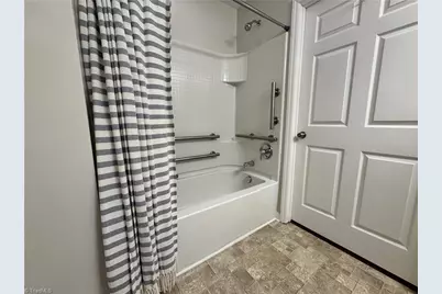 4704 Pennoak Lane #C, Greensboro, NC 27407 - Photo 17