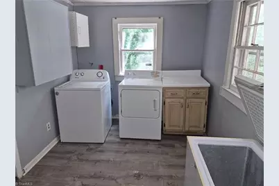 1819 J Avenue, Greensboro, NC 27403 - Photo 9