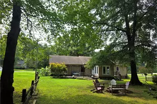 352 Walter Chambers St, Eden, NC 27288 - Photo 3