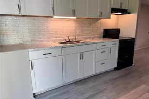 511 Everett Ln, High Point, NC 27262 - Photo 5