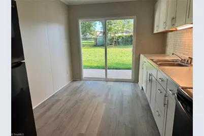 511 Everett Lane #2, High Point, NC 27262 - Photo 7
