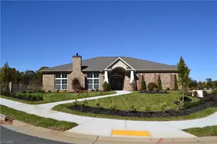 4706 Willowstone Dr, High Point, NC 27265 - Photo 3