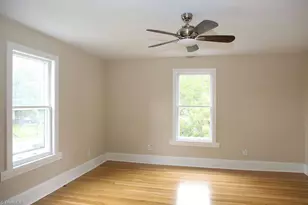 126 Tate St, Greensboro, NC 27403 - Photo 9