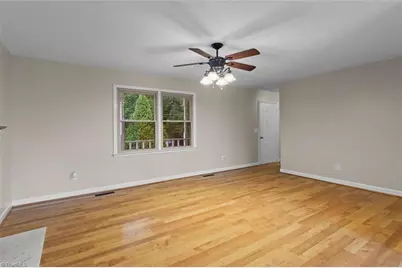 1912 Inman Circle, Mount Airy, NC 27030 - Photo 7