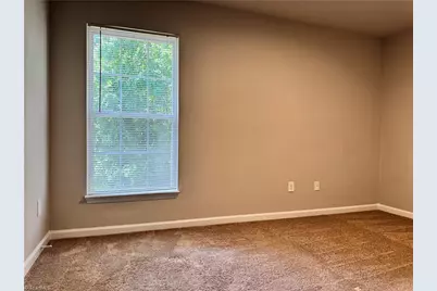 1911 Walker Avenue, Greensboro, NC 27403 - Photo 9