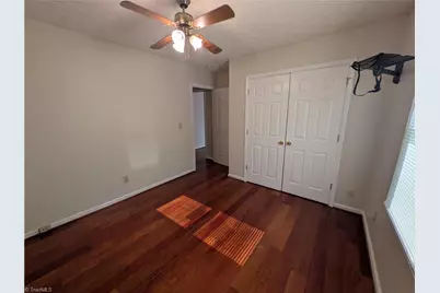 6008 Yeaton Glen Drive, Winston-Salem, NC 27107 - Photo 9