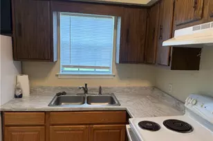 506 Summit St, Madison, NC 27025 - Photo 5