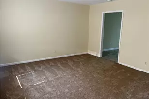 506 Summit St, Madison, NC 27025 - Photo 3