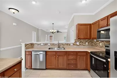 822 Central Park Avenue, Greensboro, NC 27407 - Photo 5