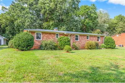 4531 Chantilly Lane, Winston-Salem, NC 27106 - Photo 3