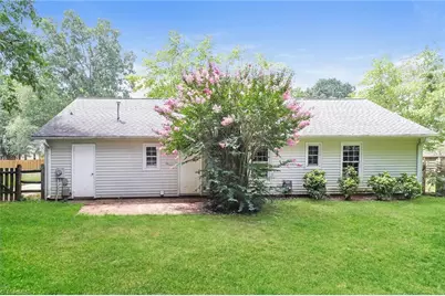 4109 Butterfield Drive, Greensboro, NC 27405 - Photo 19