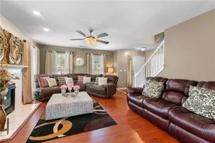 1315 Camden Pl Ct, Winston-Salem, NC 27103 - Photo 7