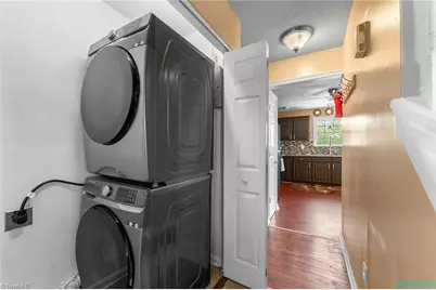 1315 Camden Place Court, Winston-Salem, NC 27103 - Photo 37