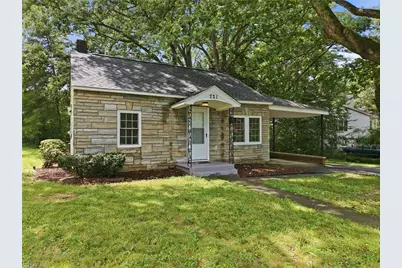 221 Zollicoffer Avenue, Henderson, NC 27536 - Photo 1