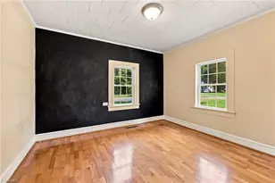 221 Zollicoffer Ave, Henderson, NC 27536 - Photo 15