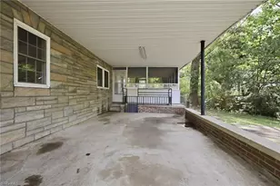 221 Zollicoffer Ave, Henderson, NC 27536 - Photo 31