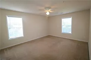 823 Scholastic Dr, Winston-Salem, NC 27106 - Photo 9