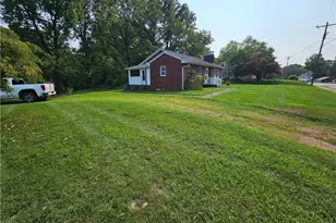 219 Cedarbrook Rd, Jonesville, NC 28642 - Photo 7