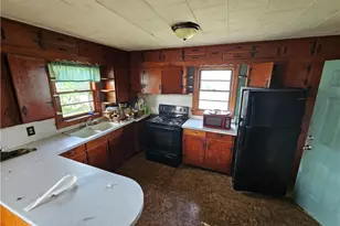219 Cedarbrook Rd, Jonesville, NC 28642 - Photo 5