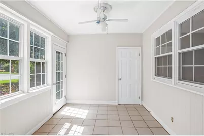 701 N Peace Haven Road, Winston-Salem, NC 27104 - Photo 27