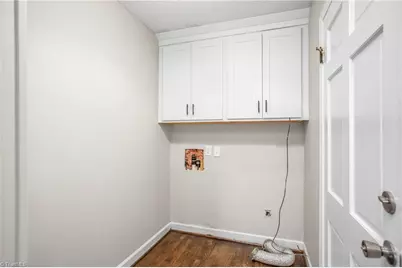 701 N Peace Haven Road, Winston-Salem, NC 27104 - Photo 33