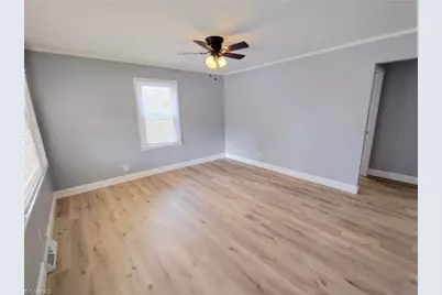 826 Graylyn Drive, High Point, NC 27263 - Photo 3
