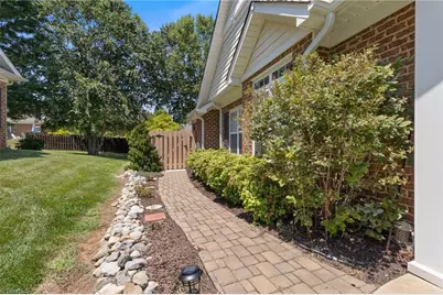102 Kestrel Court, Mebane, NC 27302 - Photo 35