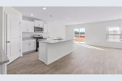 1596 String Drive, Winston-Salem, NC 27107 - Photo 5