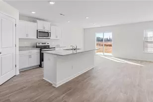 1596 String Dr, Winston-Salem, NC 27107 - Photo 5