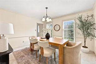 413 Hollinswood Ave, Winston-Salem, NC 27103 - Photo 5