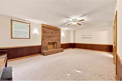413 Hollinswood Avenue, Winston-Salem, NC 27103 - Photo 23