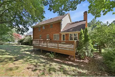 413 Hollinswood Avenue, Winston-Salem, NC 27103 - Photo 25